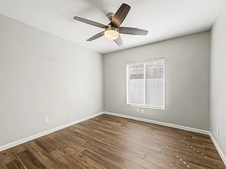 1321 N Malibu Ln — Photo 20