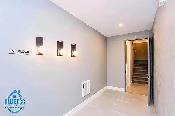 Rented by GROOME REALTY LLC | media 16