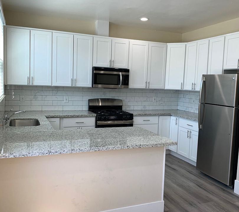 1st image of 150 Duane St APT 6