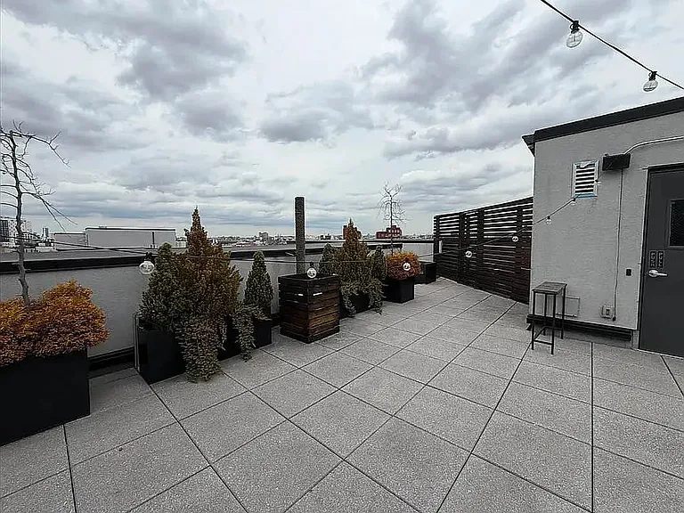 832 Lexington Ave #604C — Photo 10