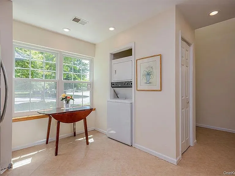 25 Creekside Cir #1 — Photo 15