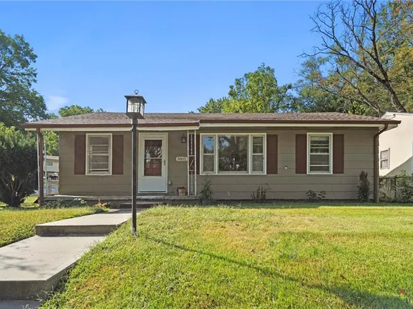 1601 Michael St, Leavenworth, KS 66048