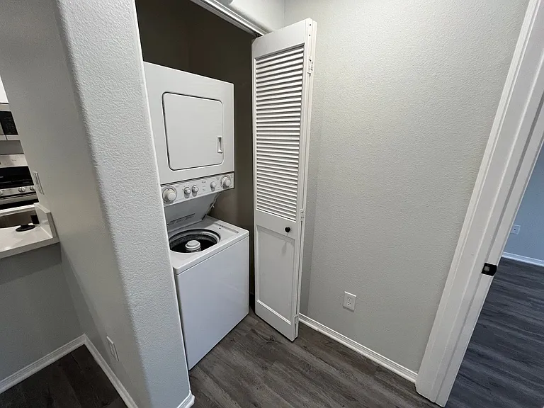 2820 Sawtelle Blvd — Photo 65