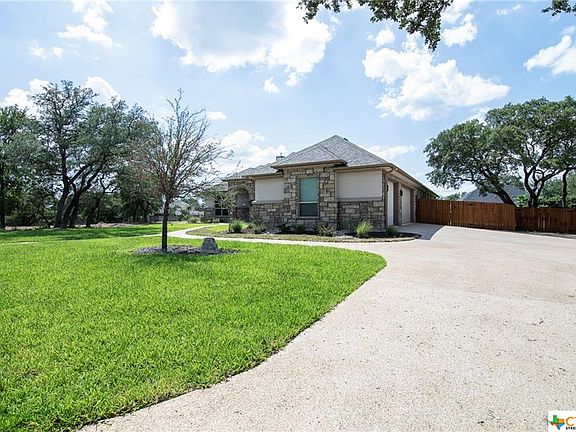 2nd image of 110 Sereno Vista Ln