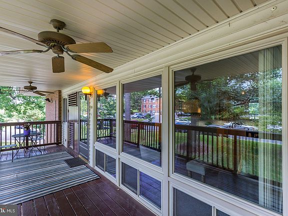 3rd image of 170 Talbott St #20
