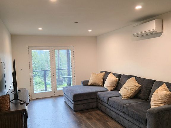 5th image of 240 Fern Rock Way
