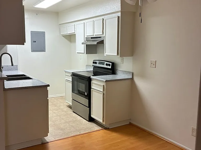 125 - Cedar Regency — Photo 20