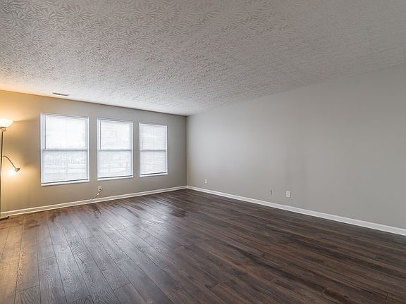 3rd image of 2300 Sunflower Ct