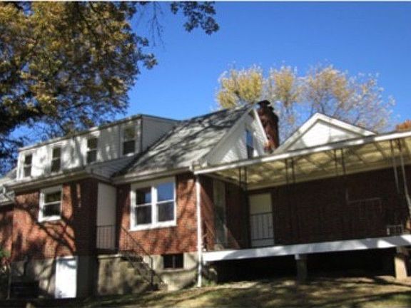 4th image of 8 Rolling Hills Dr