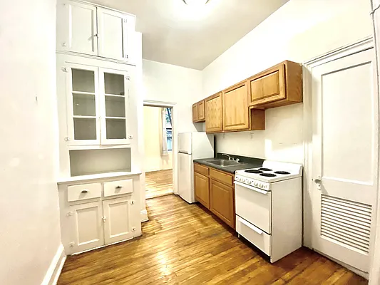 Rented by Best Apartments North Inc | media 17