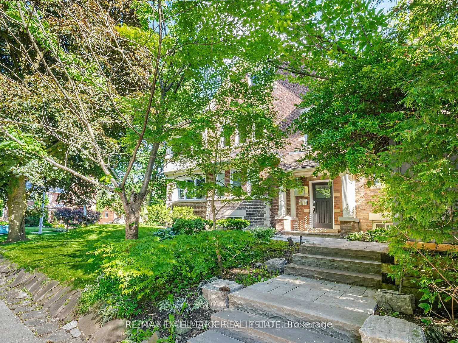 3 bed, $5,195 — Photo 4