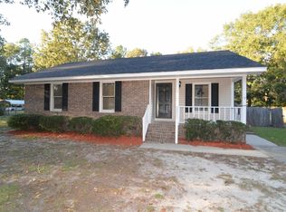 1032 Meadow Dr, Lugoff, SC 29078