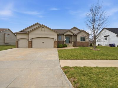 9786 Heather Ln, Manhattan, KS, 66502
