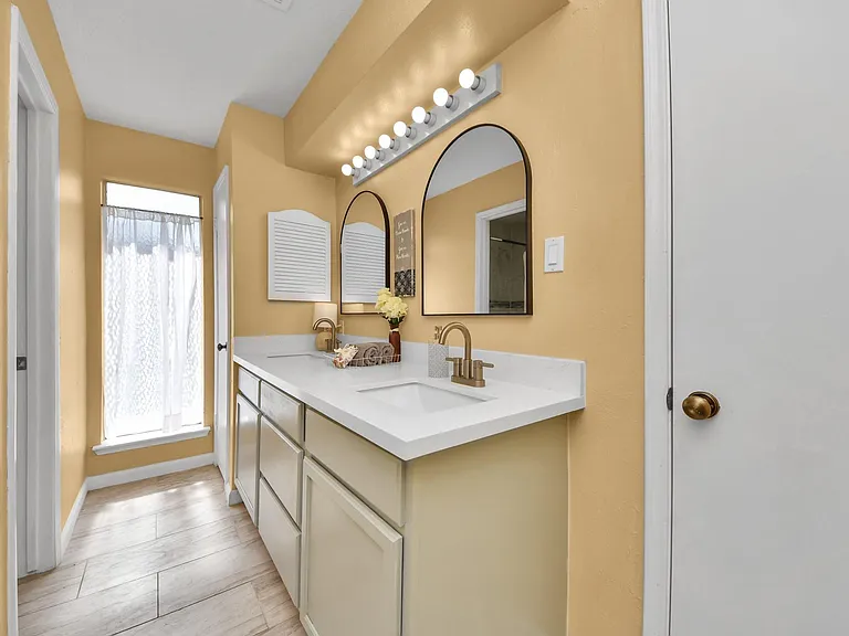 3935 Heathersage Dr — Photo 31