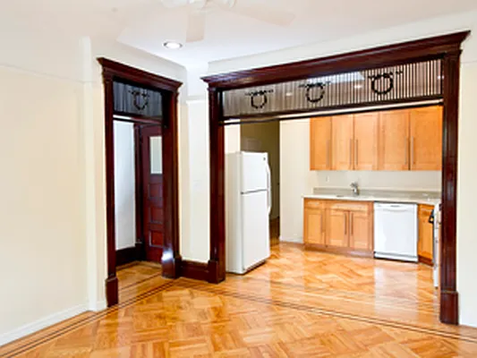 Sold by Aguayo & Huebener Brooklyn | media 9