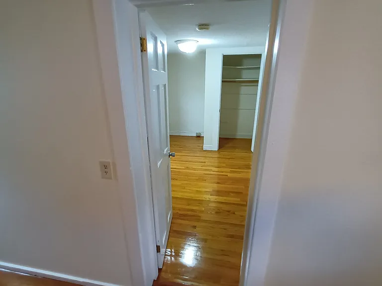 4 Park St #1 — Photo 27