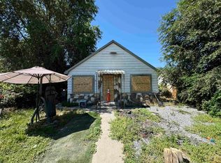 414 E Chicago St, Caldwell, ID 83605