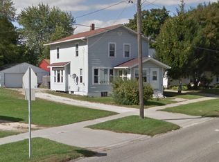 1113 S Galena Ave, Dixon, IL 61021