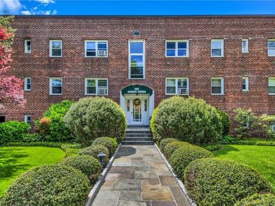 450 Pelham Road #2C, New Rochelle, NY, 10805
