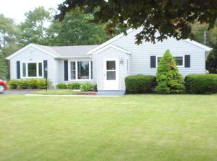 712 S State St, Mishicot, WI 54228