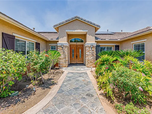 4088 Shady Ridge Cir, Corona, CA 92881