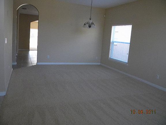 3rd image of 2250 Victoria Falls Dr