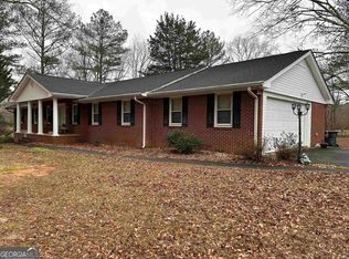 298 Tyrone Rd, Fayetteville, GA 30214