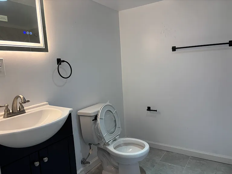 6315 Joslyn Pl — Photo 12