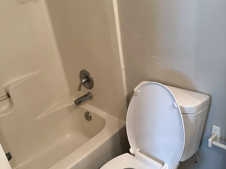 816 Westbrook Ct — Photo 11