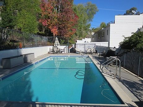 2nd image of 5841 Topanga Canyon Pl