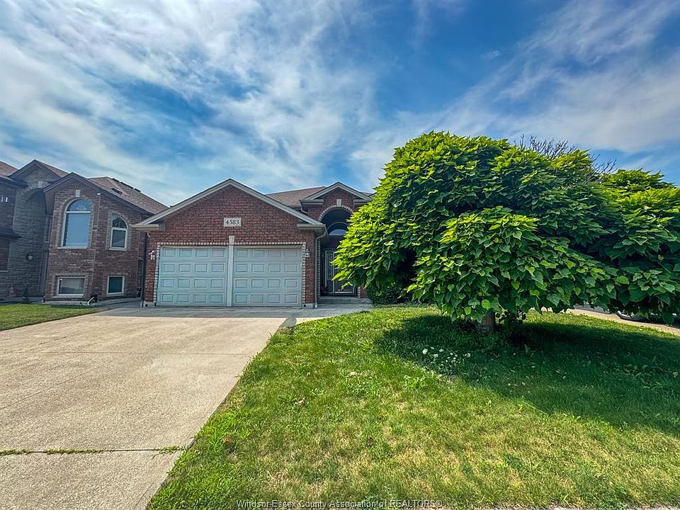1st image of 4583 Helsinki Cres