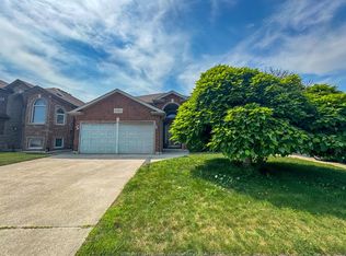 4583 Helsinki Cres, Windsor, ON N9G0A6