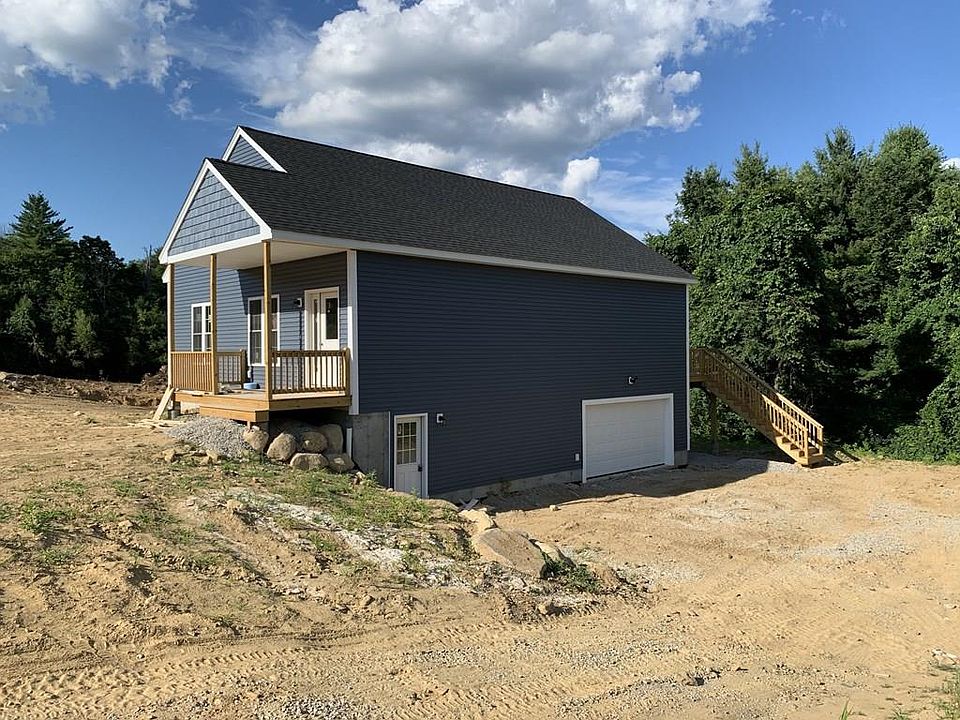 2nd image of 18 Cournoyer Blvd