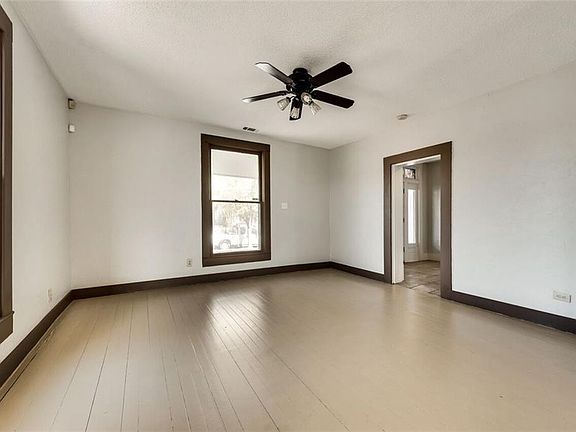 5th image of 3409 Oneal St