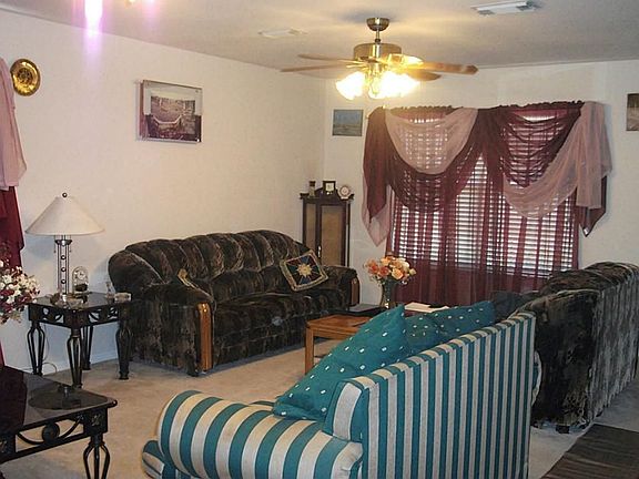 3rd image of 1215 Betsy Ross Ct