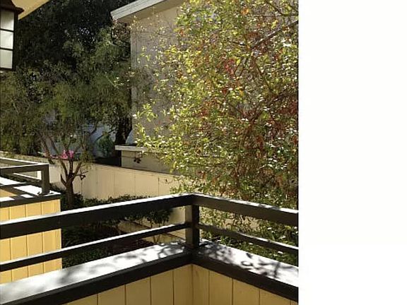 5th image of 324 Catalpa St APT 306