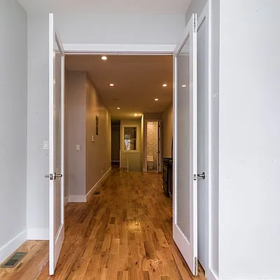 Rented by Nooklyn NYC LLC | media 12