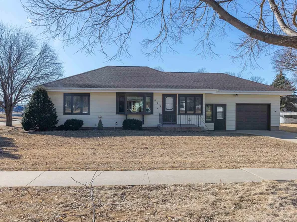 530 South St, Moville, IA 51039