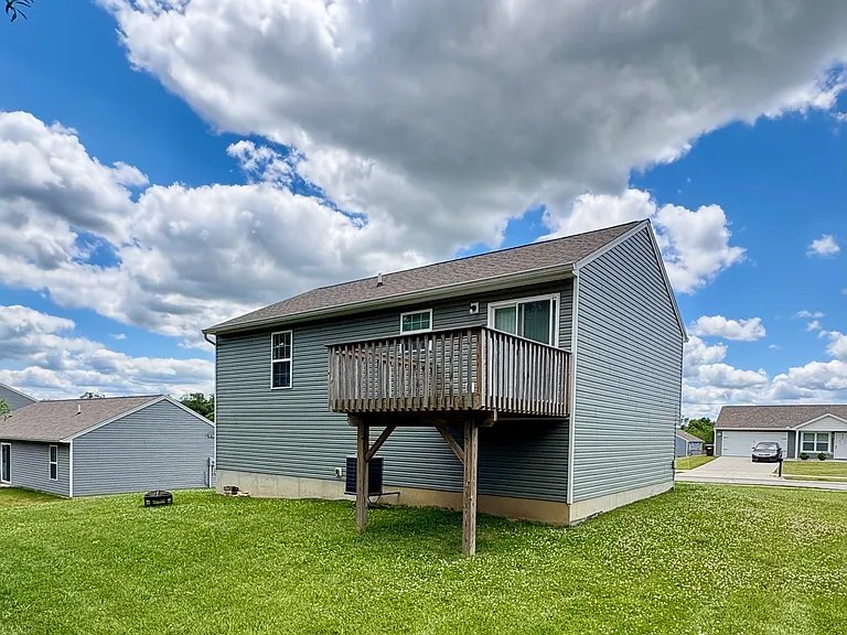 10345 Fredricksburg Rd — Photo 10