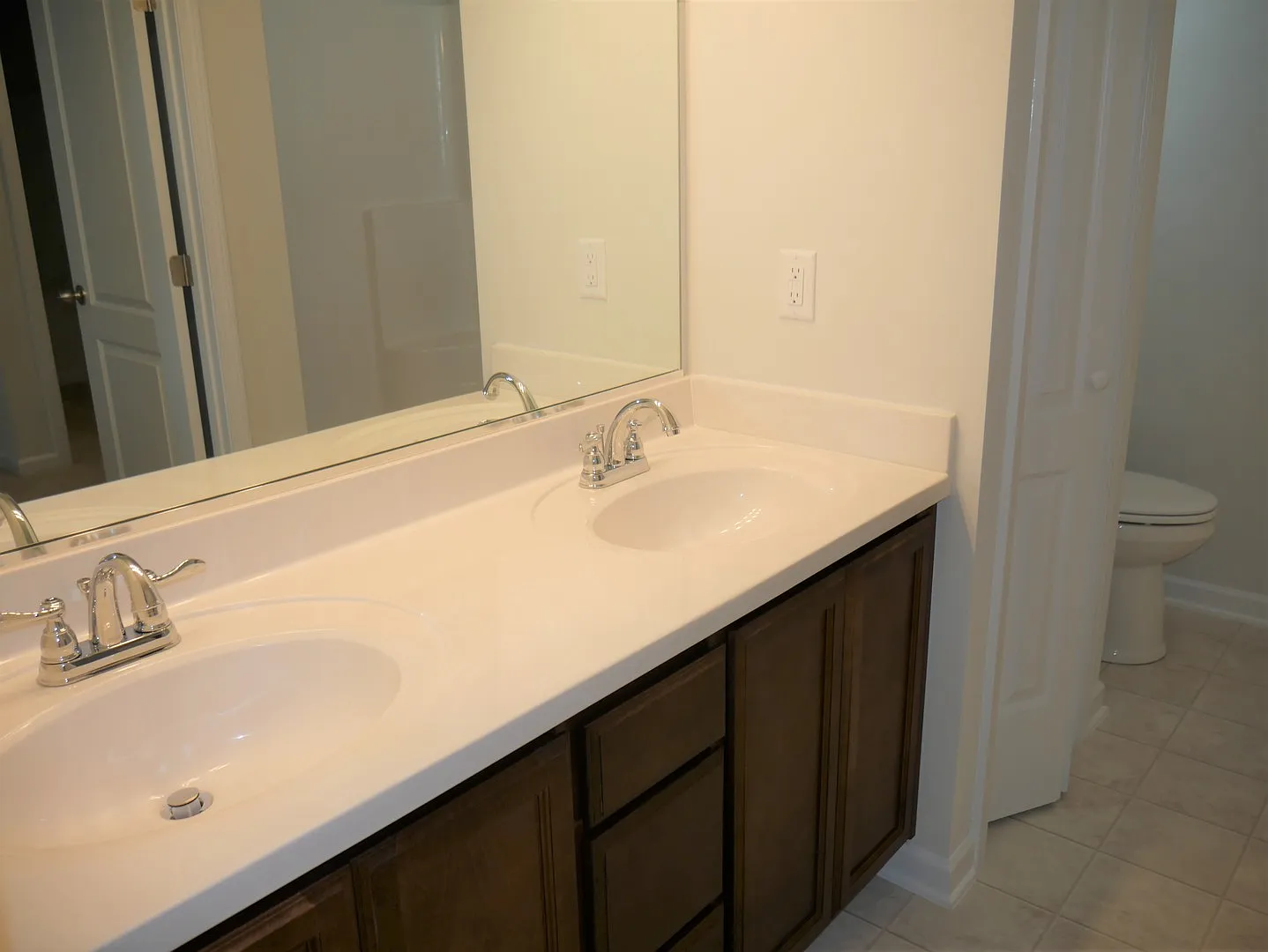 5733 Midstream Circle — Photo 3