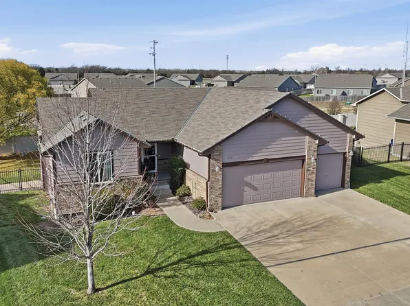 1717 E Aster St, Andover, KS 67002