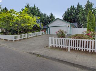 203 SW 13th St, Battle Ground, WA 98604