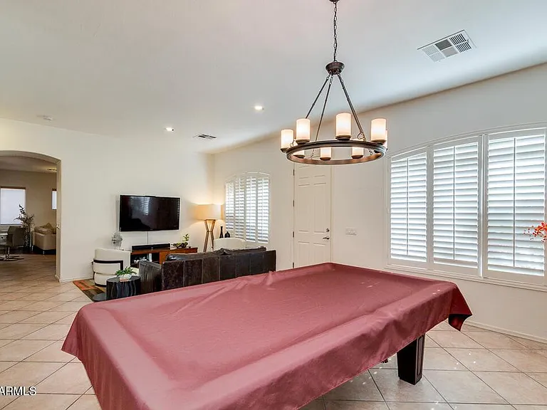 2037 W Periwinkle Way — Photo 5
