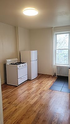 5th image of 263 Marion St #3A