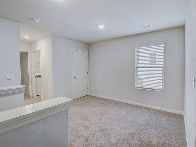 88 Shadwood Pl — Photo 10