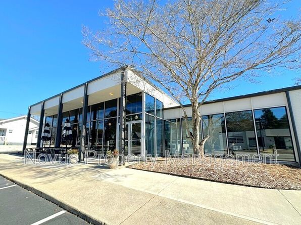 211 Hamilton Ave #3
