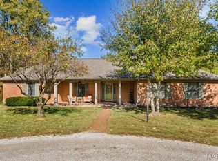 5516 Bohleysville Rd, Millstadt, IL 62260