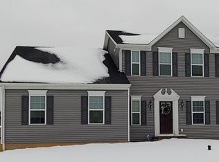 8503 McNamara Dr, Clay, NY 13041