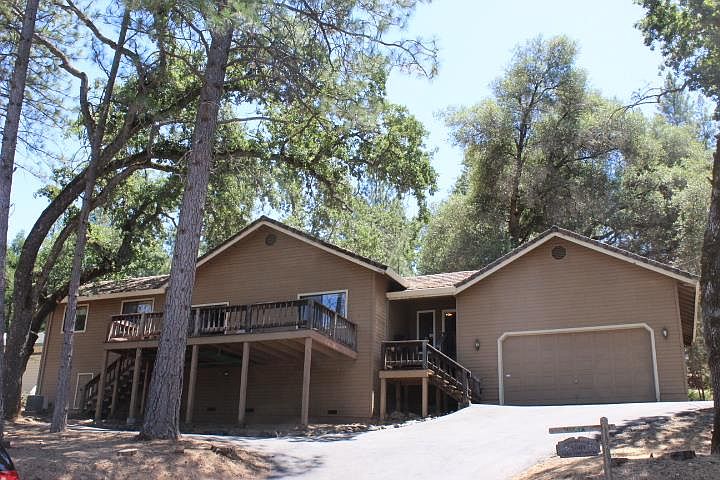 1st image of 19659 Pine Mountain Dr
