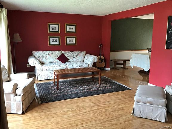 5th image of 144 Brenridge Dr
